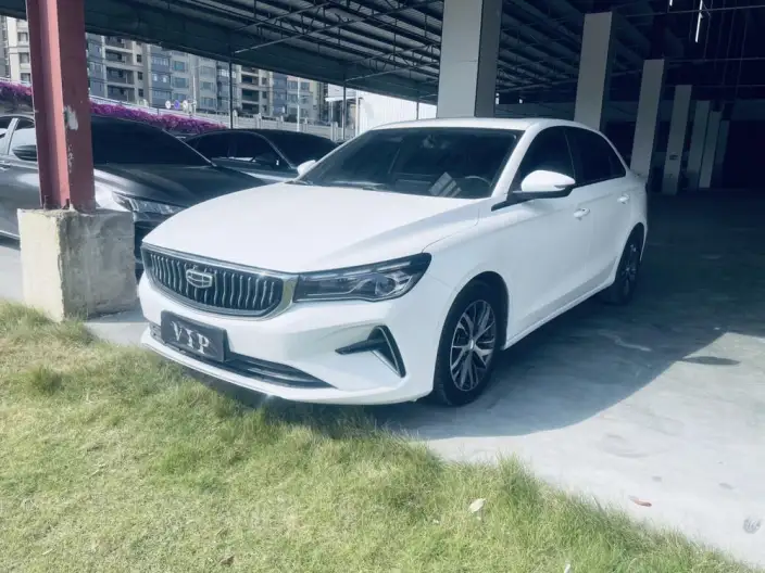 Geely Emgrand 2022 Model No. 4 Gen 1.5L CVT Luxury Model – фото 1