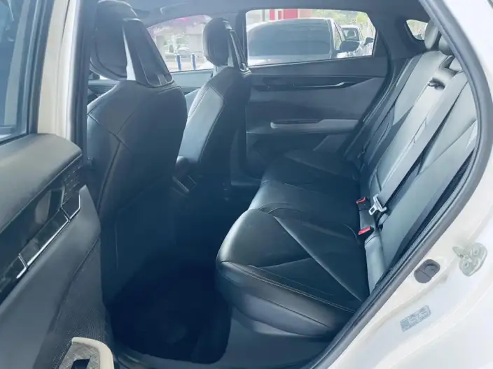 Changan UNI-V 2022 Model 1.5T Noble Model – фото 9