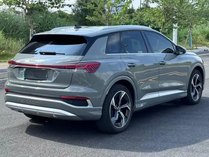 Audi Q4 e-tron 2023 Model 40 e-tron Genesis Edition – фото 6