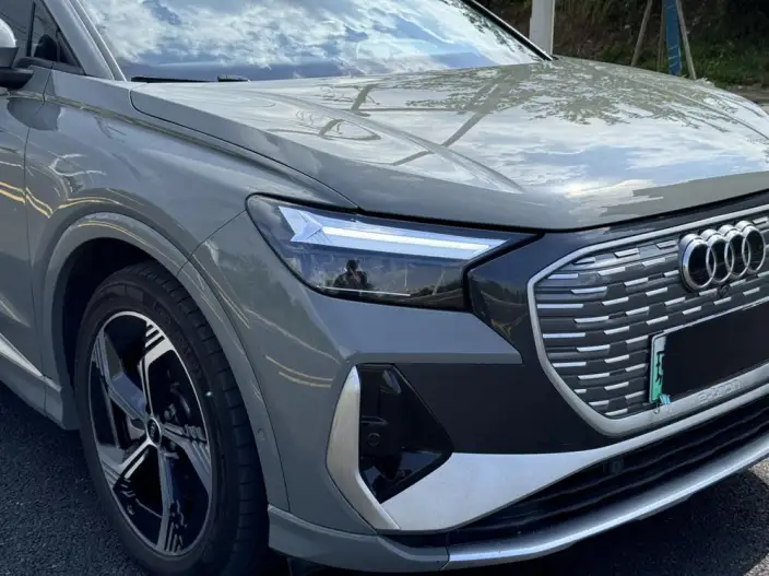 Audi Q4 e-tron 2023 Model 40 e-tron Genesis Edition – фото 7