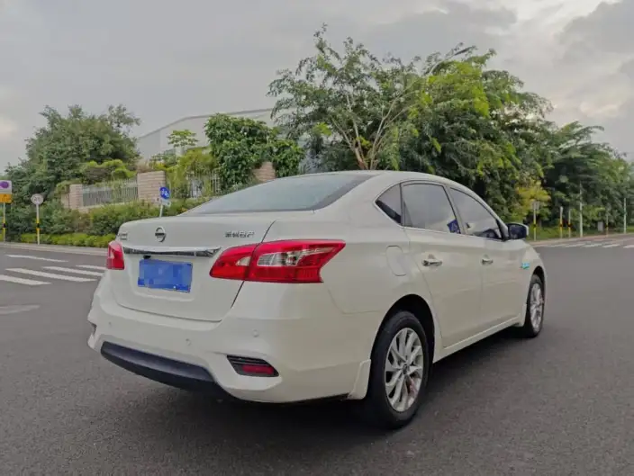 Nissan Sylphy 2022 Model Classic 1.6 XE CVT Comfort Edition – фото 5