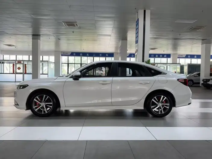 Model Ge 2022 Model 240TURBO CVT Technology Edition – фото 3