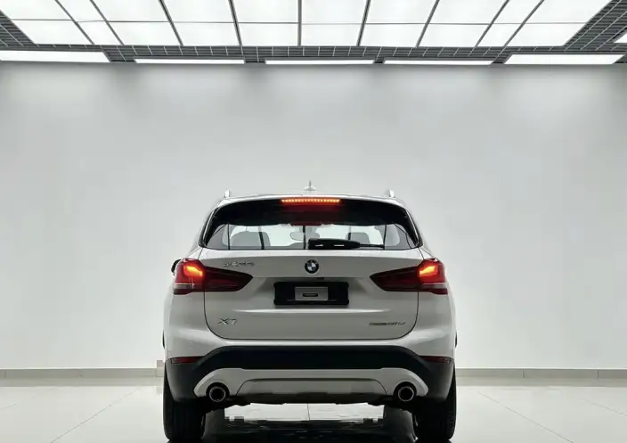 BMW X1 2022 Model sDrive20Li Fashion Model – фото 5