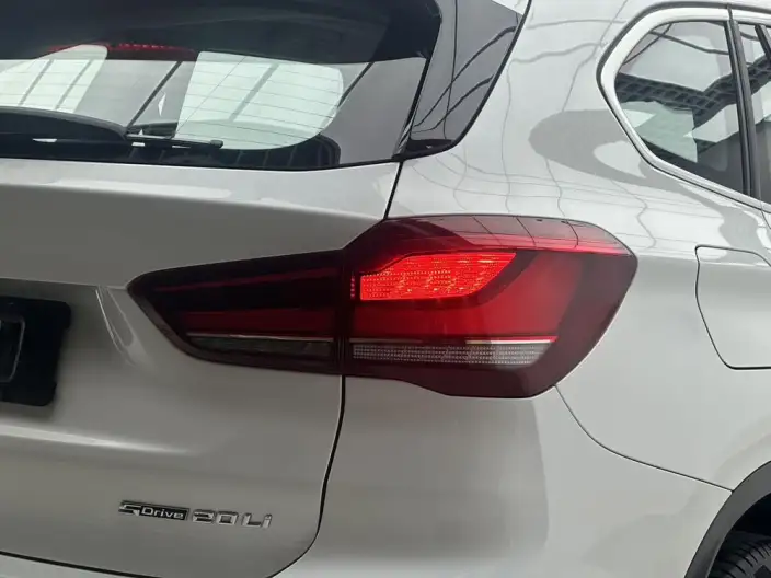 BMW X1 2022 Model sDrive20Li Fashion Model – фото 8
