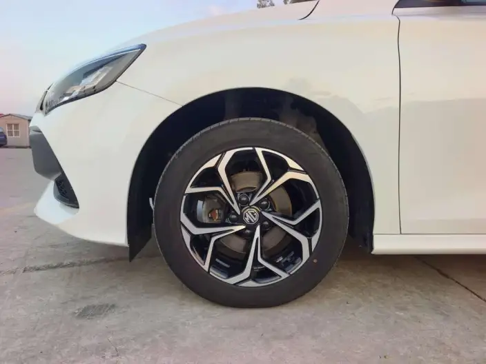 MG5 2023 Model Facelift 180DVVT Manual Youth Fashion Edition – фото 10