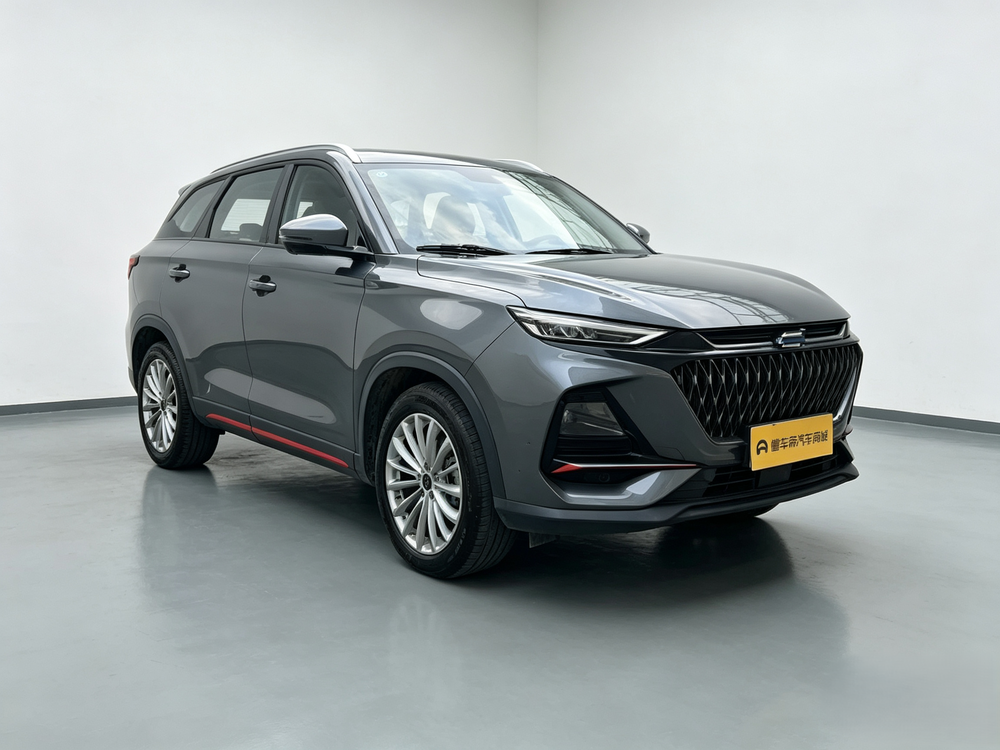 Changan Auchan X7 PLUS Модель 2022 года 1.5T автоматическое Blue Whale Edition Prestige