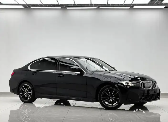 BMW 3 Series 2023 Model 320Li M Sports Set – фото 3