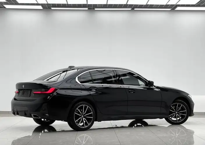 BMW 3 Series 2023 Model 320Li M Sports Set – фото 6