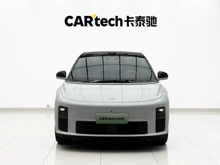 Li Auto i6 2025 Model 2WD Standard Edition – фото 2