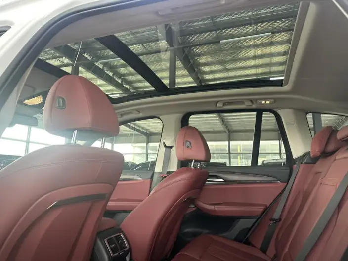 BMW X3 2023 Model xDrive30i Leading Model M Night Set – фото 10