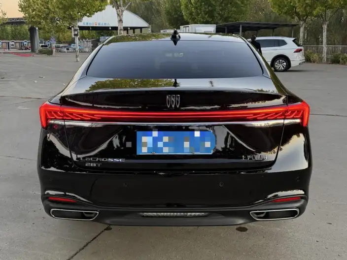 Buick LaCrosse 2023 Model 28T Automatic Yue Zun Edition – фото 5