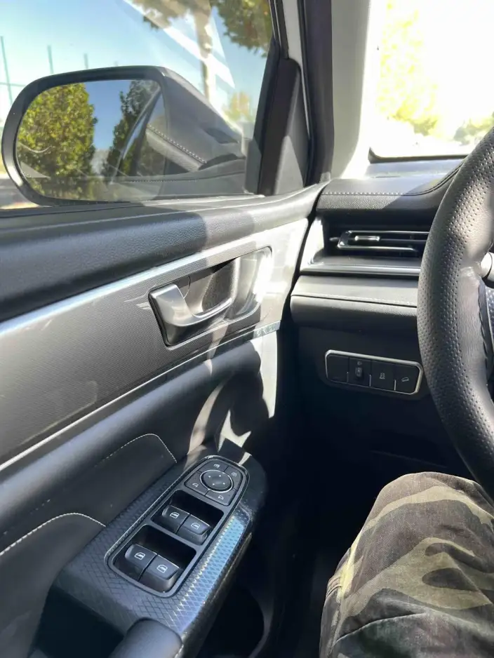 Haval M6 2023 Model PLUS 1.5T Manual Elite Smart Connect Model – фото 9