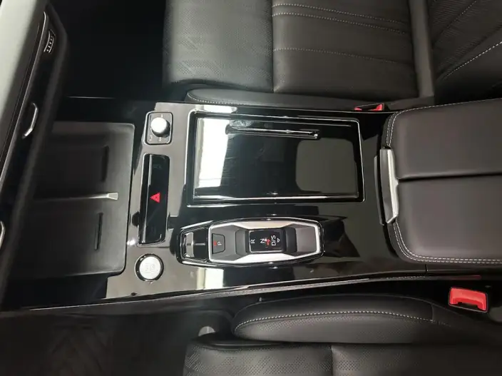 Audi A6L 2026 Model 2.0T quattro Exclusive Model – фото 8
