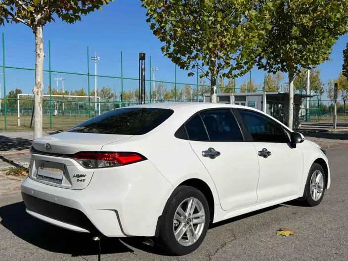 Toyota Levin 2022 Model 185T CVT Deluxe Edition – фото 5