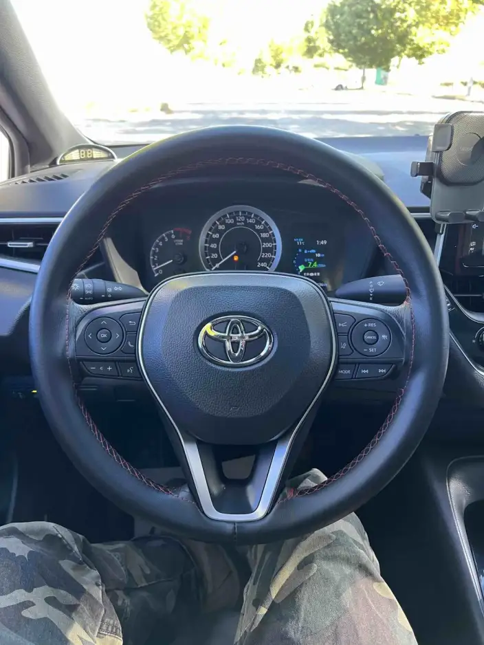 Toyota Levin 2022 Model 185T CVT Deluxe Edition – фото 9
