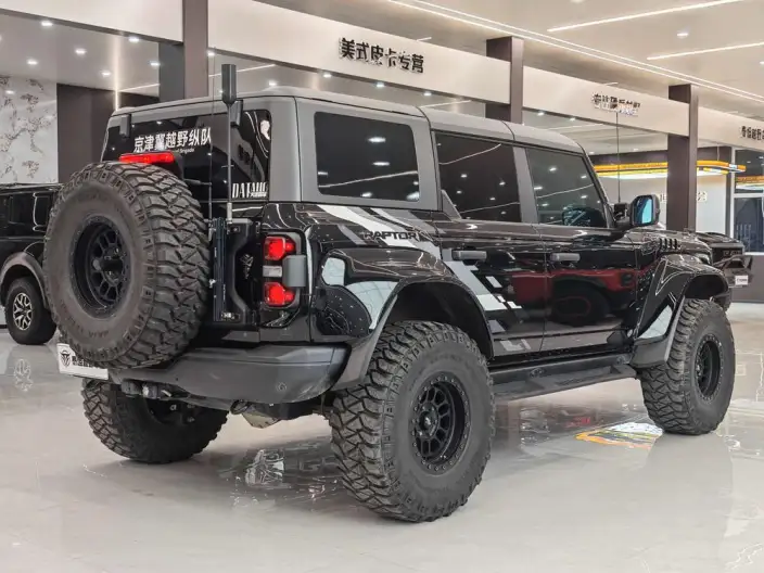 Bronco Overseas 2023 Model 3.0T Automatic 4WD 5 seat Parallel Imported – фото 6