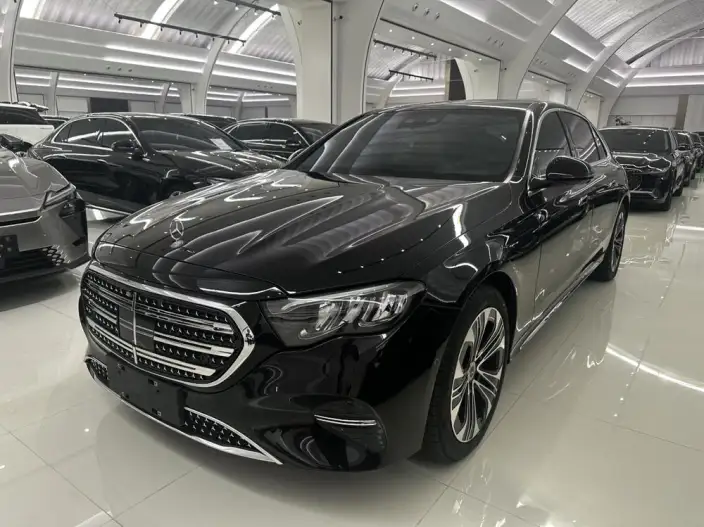 Mercedes-Benz E-Class 2026 Model E 300 L Luxury Model sedan – фото 1