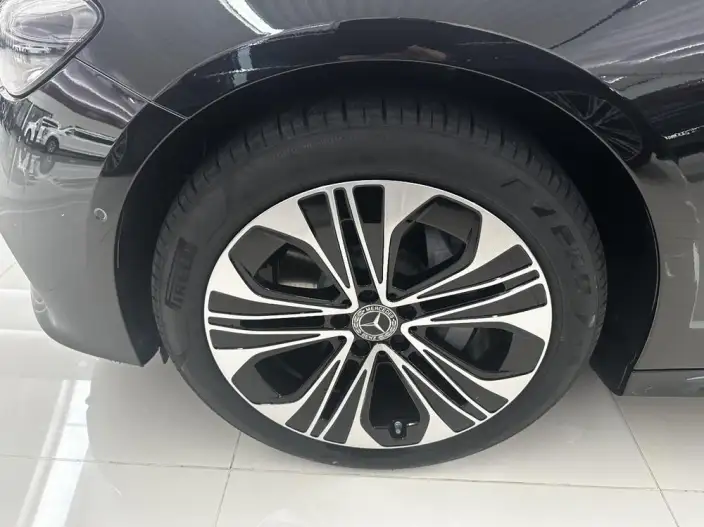 Mercedes-Benz E-Class 2026 Model E 300 L Luxury Model sedan – фото 7