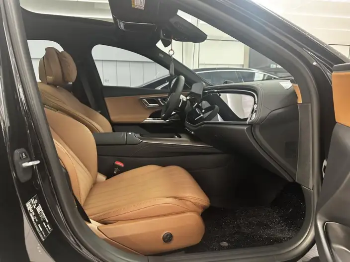 Mercedes-Benz E-Class 2026 Model E 300 L Luxury Model sedan – фото 10