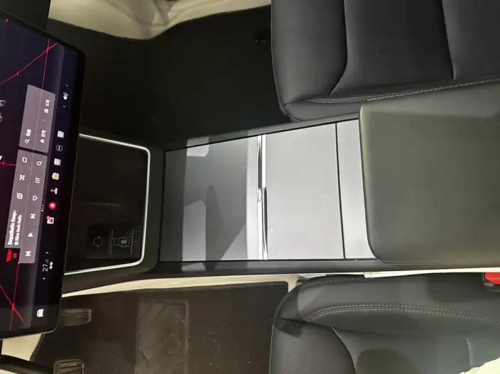 Model Y 2025 Model Rear-wheel drive version – фото 8