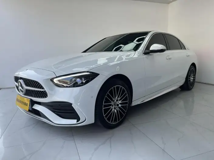Mercedes-Benz C-Class 2024 Model Facelift II C 260 L Sports Edition – фото 1