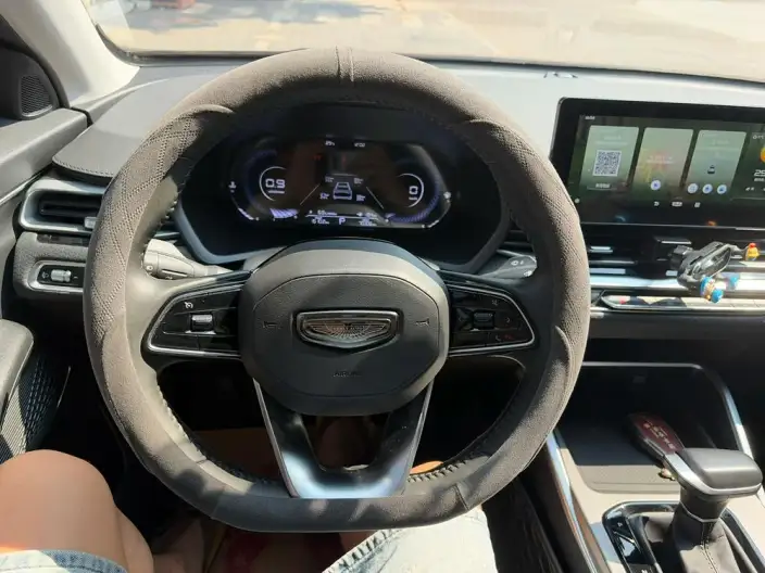 Geely Emgrand 2023 Model No. 4 Gen Champion Edition 1.5L CVT Noble Model – фото 7
