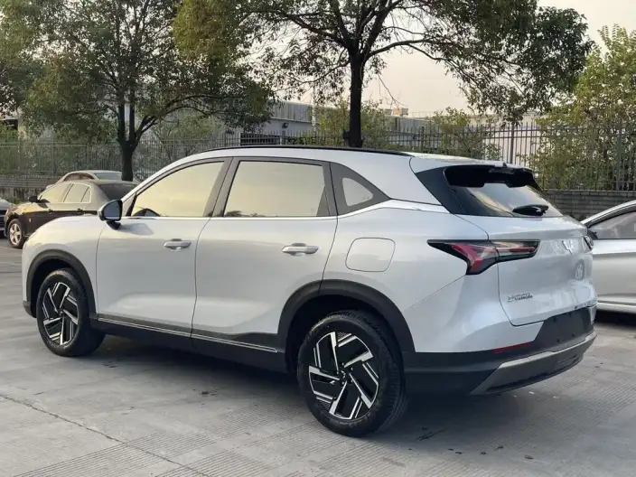**Wuling Xingguang S** PHEV 2025 Model 130km Flagship Model