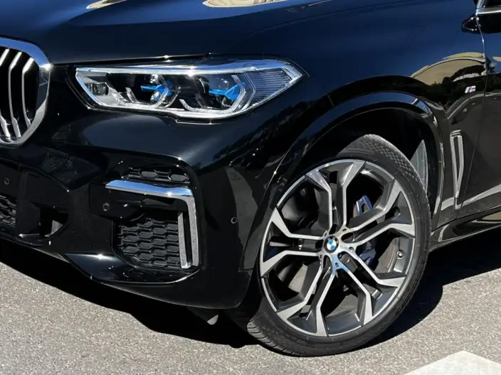 BMW X5 2022 Model xDrive 40Li Exclusive Model M Sports Set – фото 6