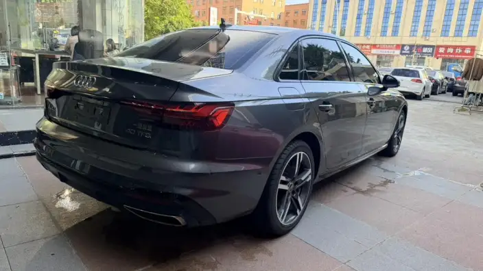 Audi A4 L 2022 Model 40 TFSI Luxury Dynamic Model – фото 4