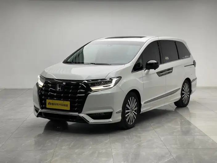 Honda Elysion 2022 Model 2.0L Hybrid Deluxe Edition – фото 1