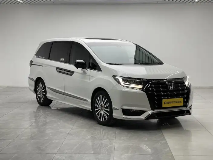 Honda Elysion 2022 Model 2.0L Hybrid Deluxe Edition – фото 3