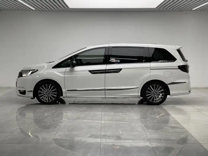 Honda Elysion 2022 Model 2.0L Hybrid Deluxe Edition – фото 4