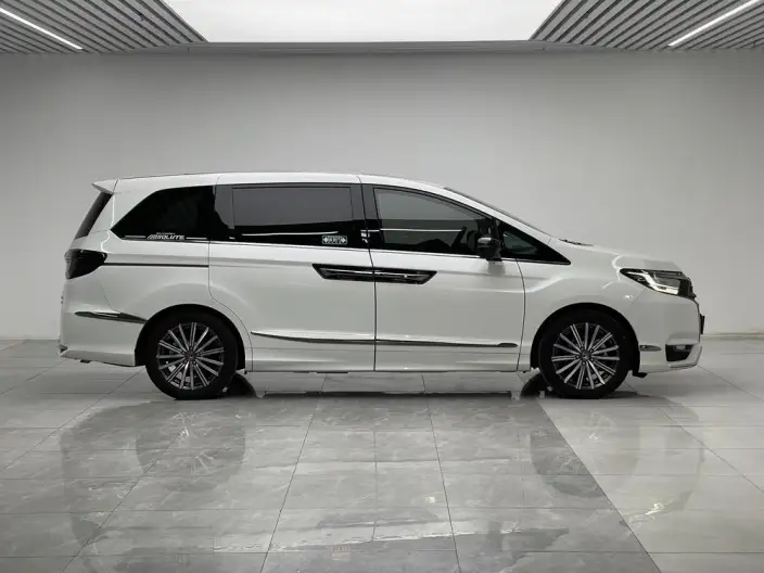 Honda Elysion 2022 Model 2.0L Hybrid Deluxe Edition – фото 8