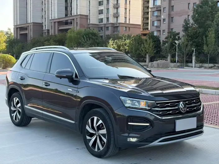Volkswagen Tayron 2022 Model 330TSI 2WD Luxury Zhilian Edition – фото 3