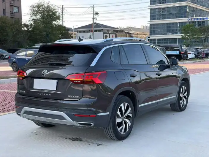 Volkswagen Tayron 2022 Model 330TSI 2WD Luxury Zhilian Edition – фото 6