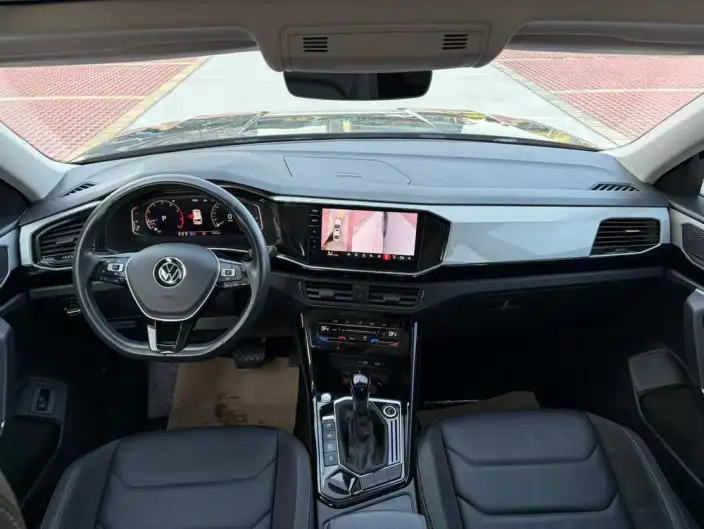 Volkswagen Tayron 2022 Model 330TSI 2WD Luxury Zhilian Edition – фото 8