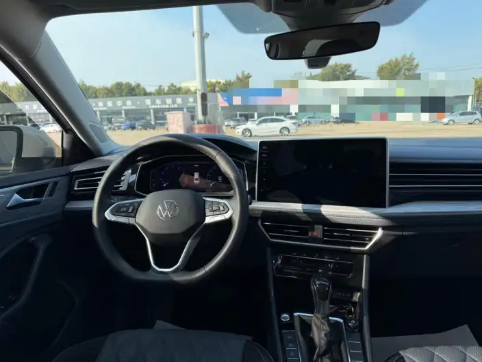 Volkswagen Sagitar 2023 Model 300TSI DSG Superior Edition – фото 10