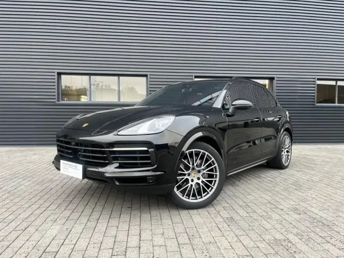 Cayenne 2023 Model Cayenne 3.0T Platinum edition – фото 1