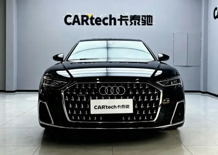 Audi A8 2023 Model A8L 50 TFSI quattro Exclusive Model – фото 2