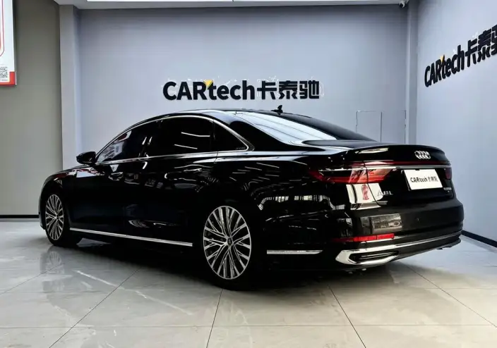 Audi A8 2023 Model A8L 50 TFSI quattro Exclusive Model – фото 5