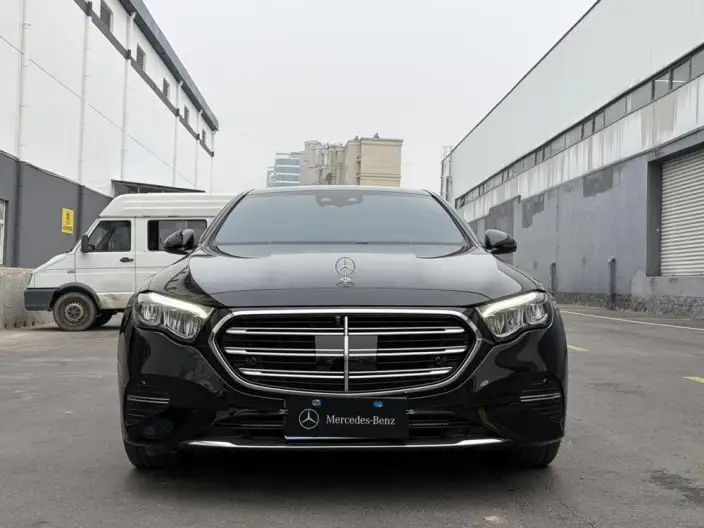 Mercedes-Benz E-Class 2024 Model E 300 L Fashion Model sedan – фото 2