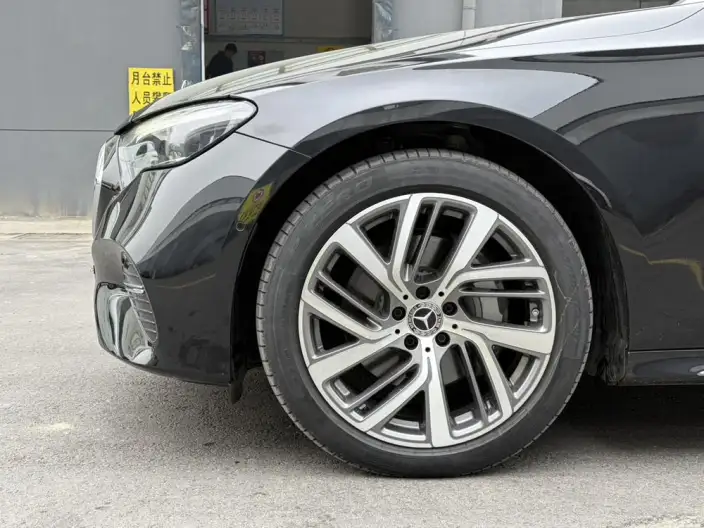 Mercedes-Benz E-Class 2024 Model E 300 L Fashion Model sedan – фото 8