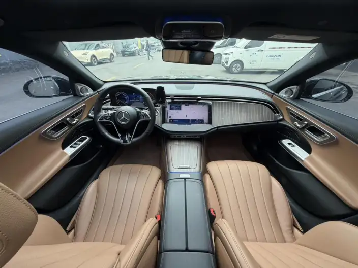 Mercedes-Benz E-Class 2024 Model E 300 L Fashion Model sedan – фото 9
