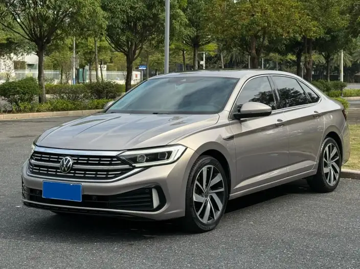 Volkswagen Sagitar 2023 Model 300TSI DSG Superior Edition – фото 1