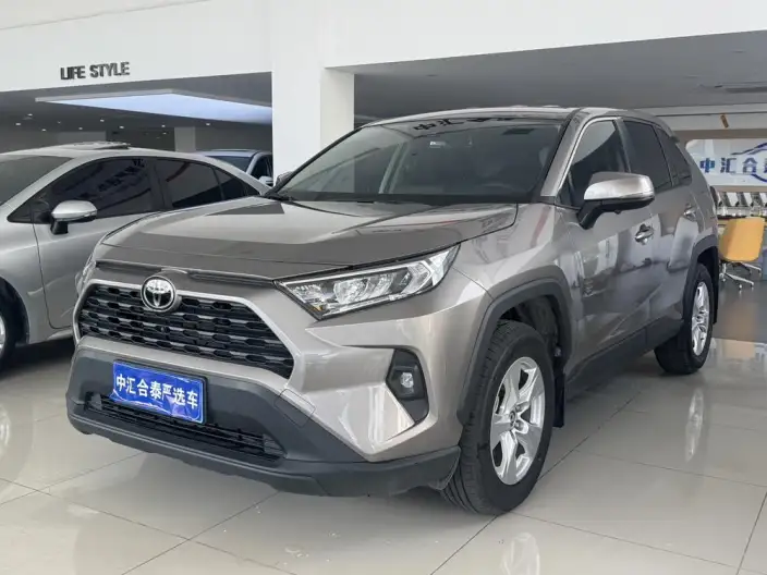 Toyota RAV4 2024 Model 2.0L CVT 2WD Urban Edition – фото 1