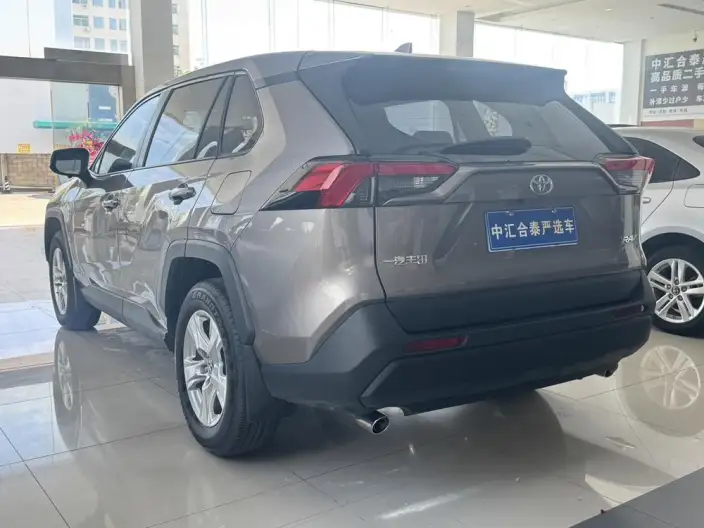 Toyota RAV4 2024 Model 2.0L CVT 2WD Urban Edition – фото 4