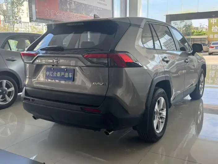 Toyota RAV4 2024 Model 2.0L CVT 2WD Urban Edition – фото 6