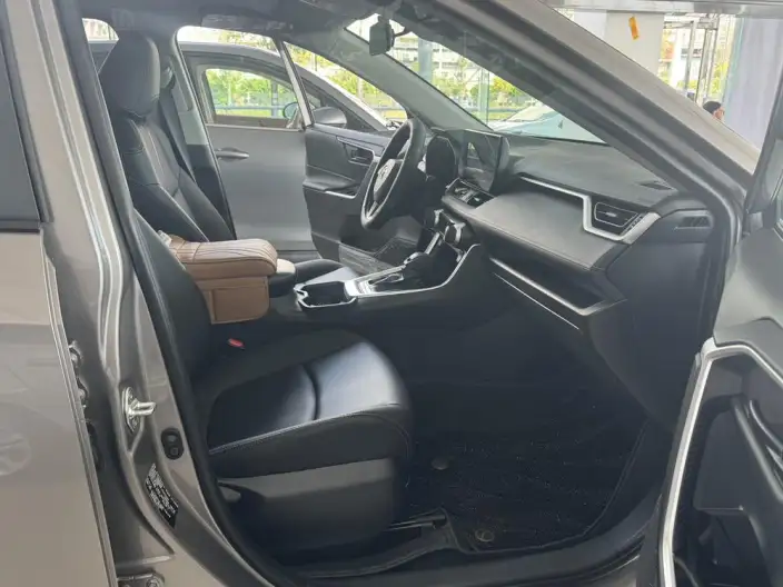 Toyota RAV4 2024 Model 2.0L CVT 2WD Urban Edition – фото 7