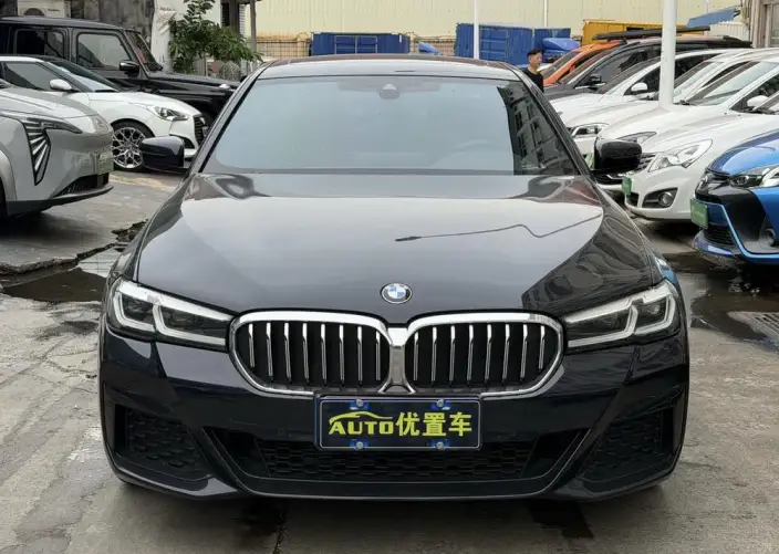 BMW 5 Series 2022 Model Facelift II 525Li M Sports Set – фото 2