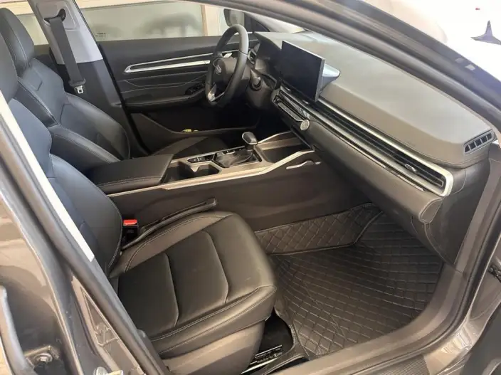 Geely Emgrand 2025 Model No. 4 Gen 1.5L CVT Noble Model – фото 7